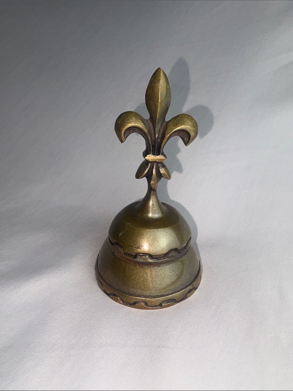 Vintage Fleur-de-Lis Brass Table Bell Handbell Mid Century Decor